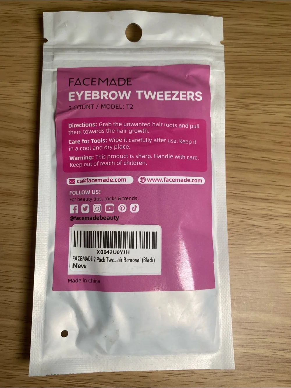 Pink Eyebrow Tweezers - Precision 2-Count